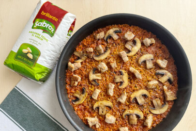 Paella de secretos y setas sin gluten
